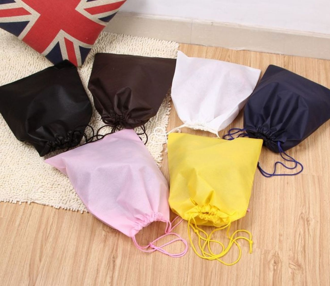 quà-tặng-doanh-nghiệp-Cát-Tường-Vy